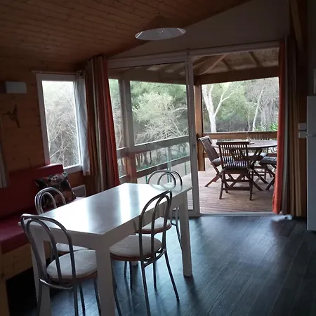 Chalet Exclusive Cosy ,clim, 6 Pers, Piscine, Pinède, Parking, Calme Méditerranée