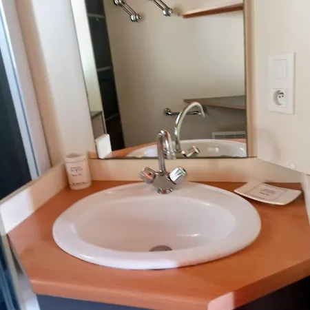 Chalet Exclusive Cosy ,clim, 6 Pers, Piscine, Pinède, Parking, Calme Méditerranée Agde